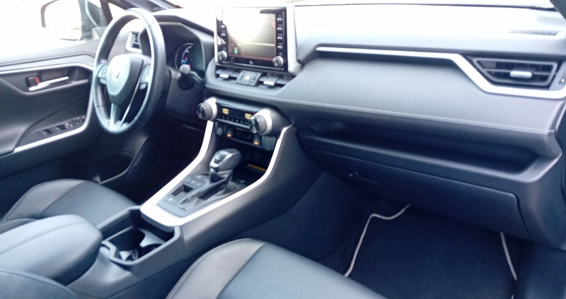Toyota RAV4 cena 164900 przebieg: 54780, rok produkcji 2020 z Janikowo małe 211